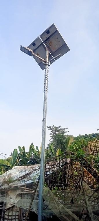 ক্যাম্প এলাকায় সোলার স্ট্রিট লাইট